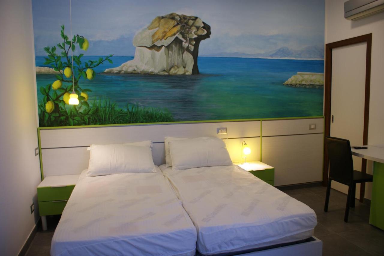 B&B Isole - Rione Alto Неаполь Экстерьер фото