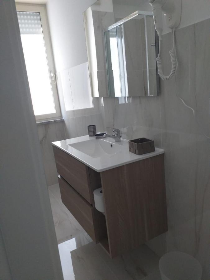 B&B Isole - Rione Alto Неаполь Экстерьер фото